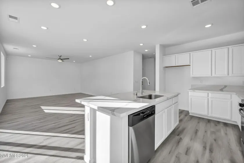 6708 Morgan Mill, Carson City, Nevada 89701, 3 Bedrooms Bedrooms, ,3 BathroomsBathrooms,Residential,Residential,Morgan Mill,260003061