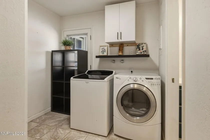 500 Sierra Manor, Reno, Nevada 89511, 3 Bedrooms Bedrooms, ,2 BathroomsBathrooms,Residential,Residential,Sierra Manor,260003066