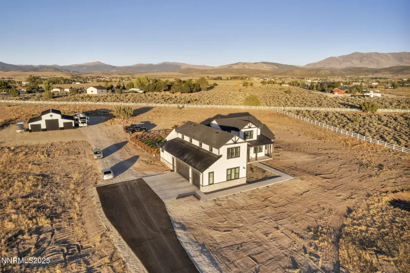 1409 Hunters Point, Gardnerville, Nevada 89410, 4 Bedrooms Bedrooms, ,5 BathroomsBathrooms,Residential,Residential,Hunters Point,260003068