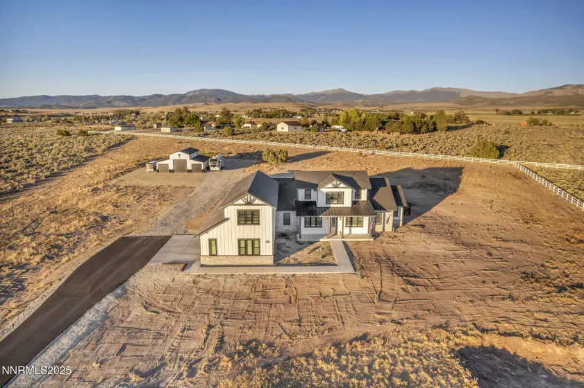 1409 Hunters Point, Gardnerville, Nevada 89410, 4 Bedrooms Bedrooms, ,5 BathroomsBathrooms,Residential,Residential,Hunters Point,260003068