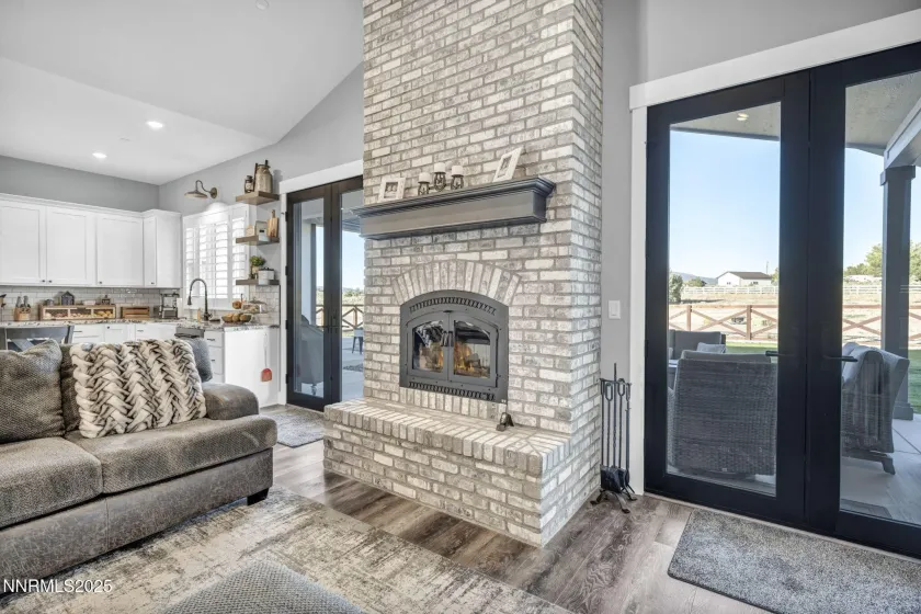 1409 Hunters Point, Gardnerville, Nevada 89410, 4 Bedrooms Bedrooms, ,5 BathroomsBathrooms,Residential,Residential,Hunters Point,260003068