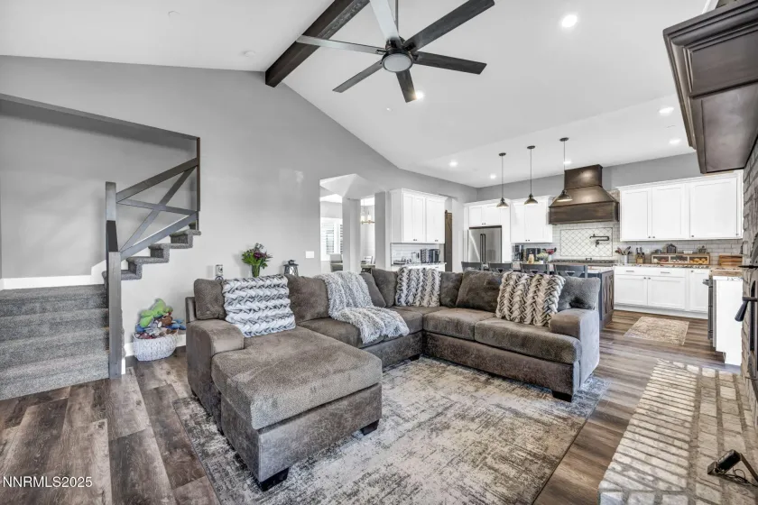 1409 Hunters Point, Gardnerville, Nevada 89410, 4 Bedrooms Bedrooms, ,5 BathroomsBathrooms,Residential,Residential,Hunters Point,260003068