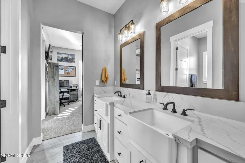 1409 Hunters Point, Gardnerville, Nevada 89410, 4 Bedrooms Bedrooms, ,5 BathroomsBathrooms,Residential,Residential,Hunters Point,260003068