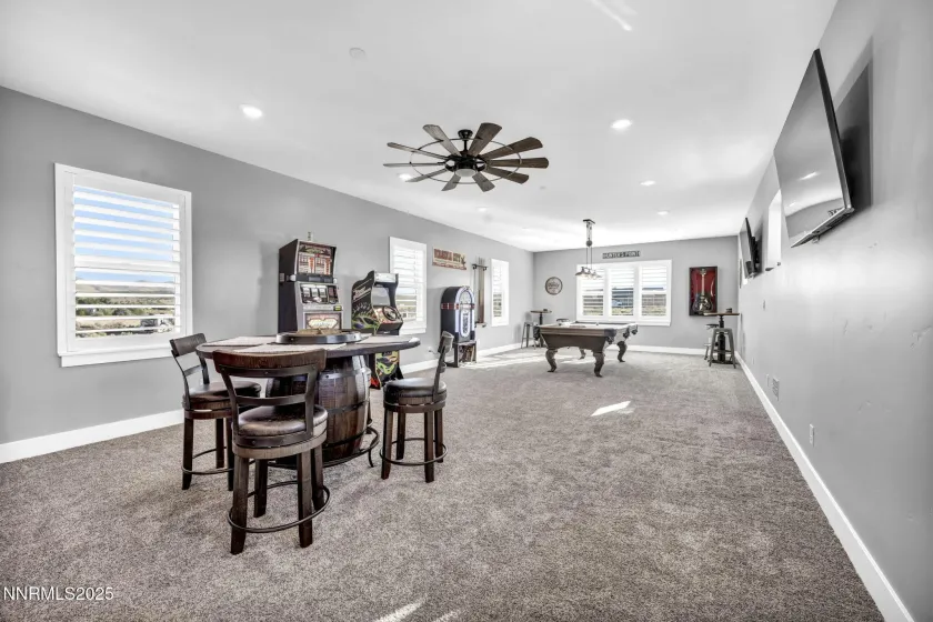 1409 Hunters Point, Gardnerville, Nevada 89410, 4 Bedrooms Bedrooms, ,5 BathroomsBathrooms,Residential,Residential,Hunters Point,260003068