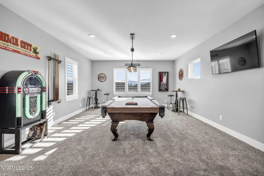 1409 Hunters Point, Gardnerville, Nevada 89410, 4 Bedrooms Bedrooms, ,5 BathroomsBathrooms,Residential,Residential,Hunters Point,260003068