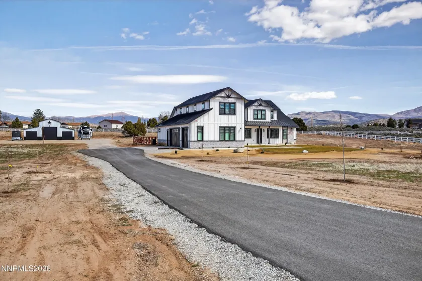 1409 Hunters Point, Gardnerville, Nevada 89410, 4 Bedrooms Bedrooms, ,5 BathroomsBathrooms,Residential,Residential,Hunters Point,260003068