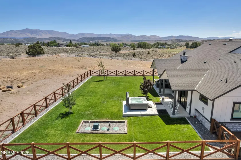 1409 Hunters Point, Gardnerville, Nevada 89410, 4 Bedrooms Bedrooms, ,5 BathroomsBathrooms,Residential,Residential,Hunters Point,260003068