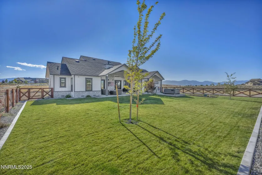 1409 Hunters Point, Gardnerville, Nevada 89410, 4 Bedrooms Bedrooms, ,5 BathroomsBathrooms,Residential,Residential,Hunters Point,260003068