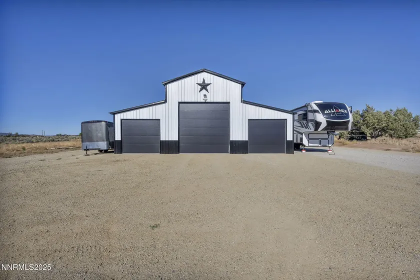 1409 Hunters Point, Gardnerville, Nevada 89410, 4 Bedrooms Bedrooms, ,5 BathroomsBathrooms,Residential,Residential,Hunters Point,260003068