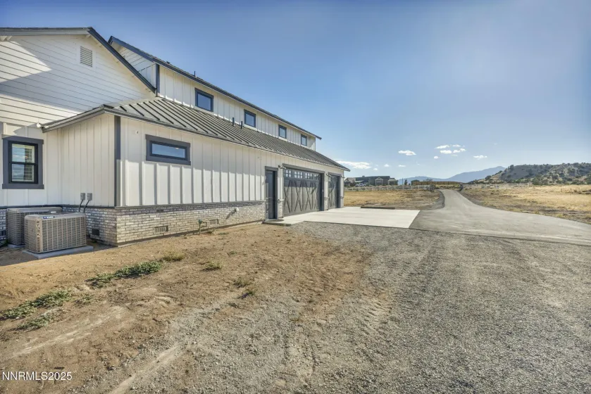 1409 Hunters Point, Gardnerville, Nevada 89410, 4 Bedrooms Bedrooms, ,5 BathroomsBathrooms,Residential,Residential,Hunters Point,260003068