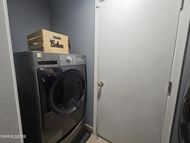 5455 Santa Barbara, Sparks, Nevada 89436, 3 Bedrooms Bedrooms, ,2 BathroomsBathrooms,Residential,Residential,Santa Barbara,260003069