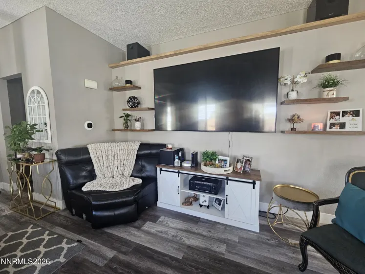 5455 Santa Barbara, Sparks, Nevada 89436, 3 Bedrooms Bedrooms, ,2 BathroomsBathrooms,Residential,Residential,Santa Barbara,260003069