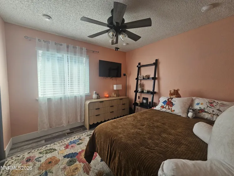 5455 Santa Barbara, Sparks, Nevada 89436, 3 Bedrooms Bedrooms, ,2 BathroomsBathrooms,Residential,Residential,Santa Barbara,260003069