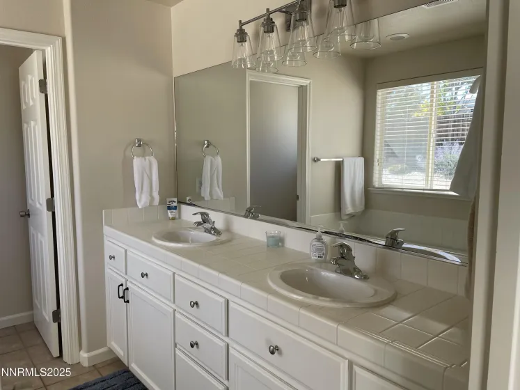 2979 Del Rio, Minden, Nevada 89423, 4 Bedrooms Bedrooms, ,2 BathroomsBathrooms,Residential,Residential,Del Rio,260003071