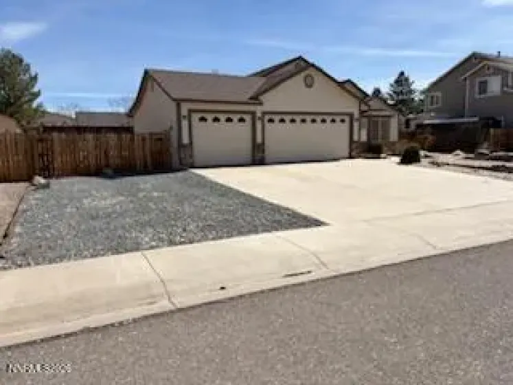 2979 Del Rio, Minden, Nevada 89423, 4 Bedrooms Bedrooms, ,2 BathroomsBathrooms,Residential,Residential,Del Rio,260003071