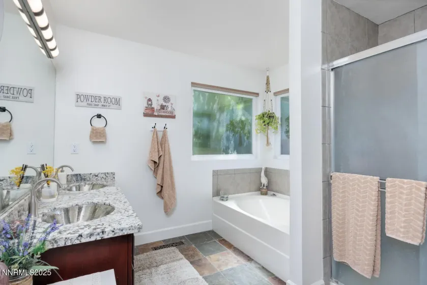 240 Mary Lou, Fernley, Nevada 89408, 3 Bedrooms Bedrooms, ,3 BathroomsBathrooms,Residential,Residential,Mary Lou,260003072