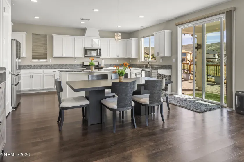 6535 Angels Orchard, Sparks, Nevada 89436, 5 Bedrooms Bedrooms, ,3 BathroomsBathrooms,Residential,Residential,Angels Orchard,260003073