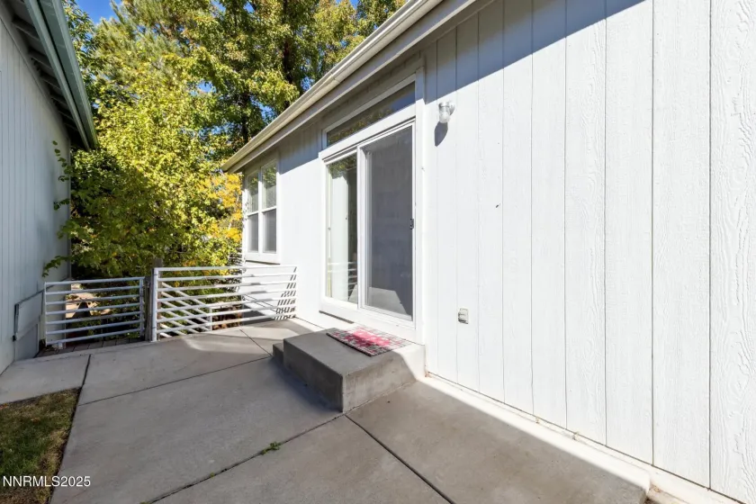 709 Caughlin, Reno, Nevada 89519, 3 Bedrooms Bedrooms, ,3 BathroomsBathrooms,Residential,Residential,Caughlin,260003074