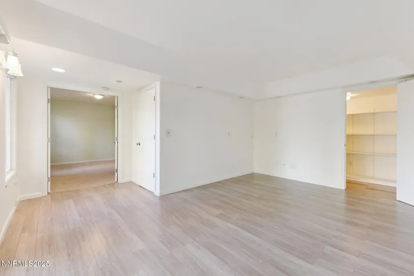 709 Caughlin, Reno, Nevada 89519, 3 Bedrooms Bedrooms, ,3 BathroomsBathrooms,Residential,Residential,Caughlin,260003074