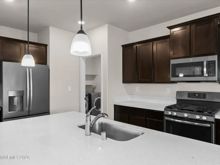 500 Coulee Meadow, Sparks, Nevada 89441, 3 Bedrooms Bedrooms, ,2 BathroomsBathrooms,Residential,Residential,Coulee Meadow,260003077