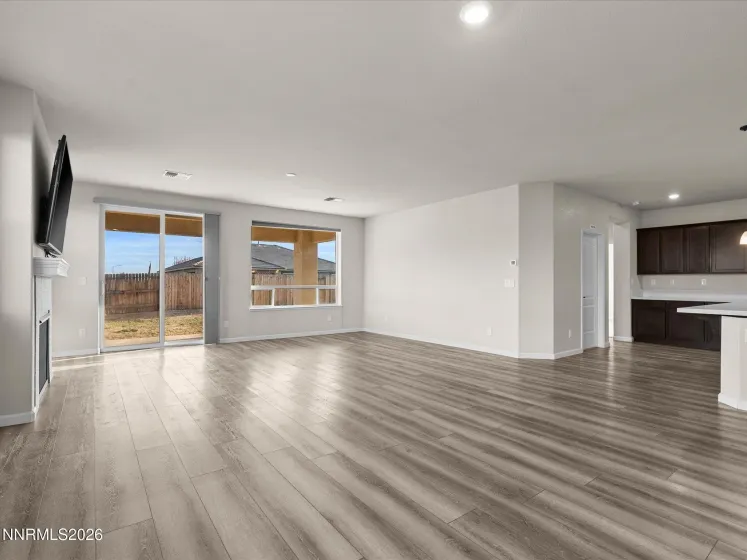 500 Coulee Meadow, Sparks, Nevada 89441, 3 Bedrooms Bedrooms, ,2 BathroomsBathrooms,Residential,Residential,Coulee Meadow,260003077