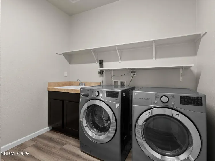 500 Coulee Meadow, Sparks, Nevada 89441, 3 Bedrooms Bedrooms, ,2 BathroomsBathrooms,Residential,Residential,Coulee Meadow,260003077