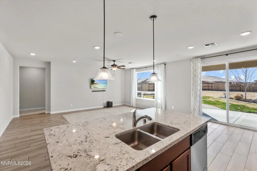 1206 Mallard Crest, Sparks, Nevada 89441, 3 Bedrooms Bedrooms, ,2 BathroomsBathrooms,Residential,Residential,Mallard Crest,260003078