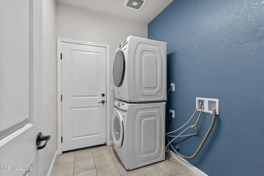 1206 Mallard Crest, Sparks, Nevada 89441, 3 Bedrooms Bedrooms, ,2 BathroomsBathrooms,Residential,Residential,Mallard Crest,260003078