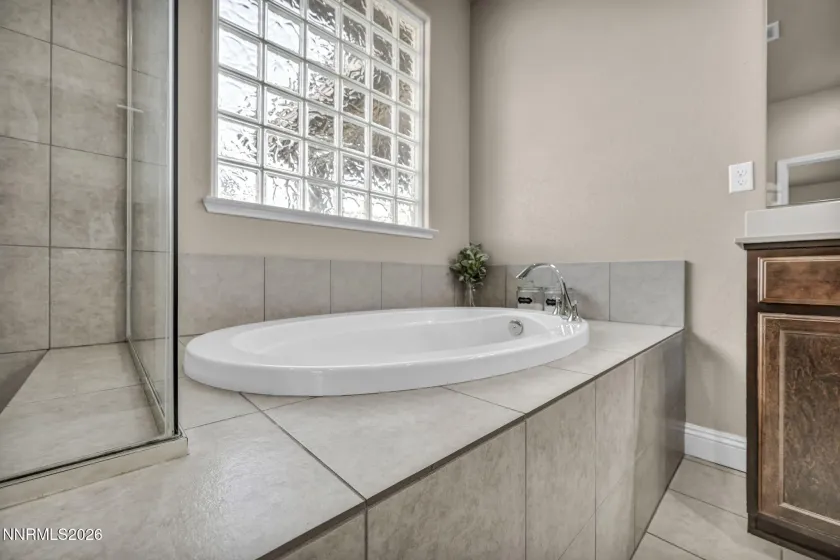 7004 Cassiopeia, Sparks, Nevada 89436, 4 Bedrooms Bedrooms, ,2 BathroomsBathrooms,Residential,Residential,Cassiopeia,260003079