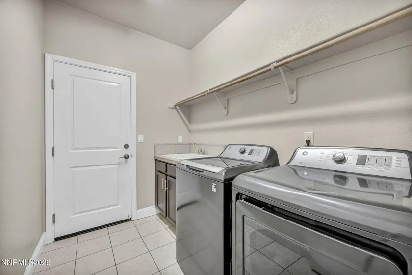 7004 Cassiopeia, Sparks, Nevada 89436, 4 Bedrooms Bedrooms, ,2 BathroomsBathrooms,Residential,Residential,Cassiopeia,260003079