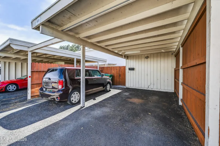 613 Smithridge, Reno, Nevada 89502, 2 Bedrooms Bedrooms, ,2 BathroomsBathrooms,Residential,Residential,Smithridge,260003081