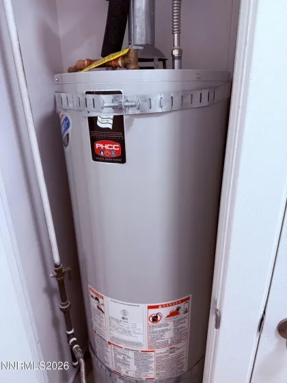 1265 Greenbrae, Sparks, Nevada 89431, 3 Bedrooms Bedrooms, ,2 BathroomsBathrooms,Residential,Residential,Greenbrae,260003082