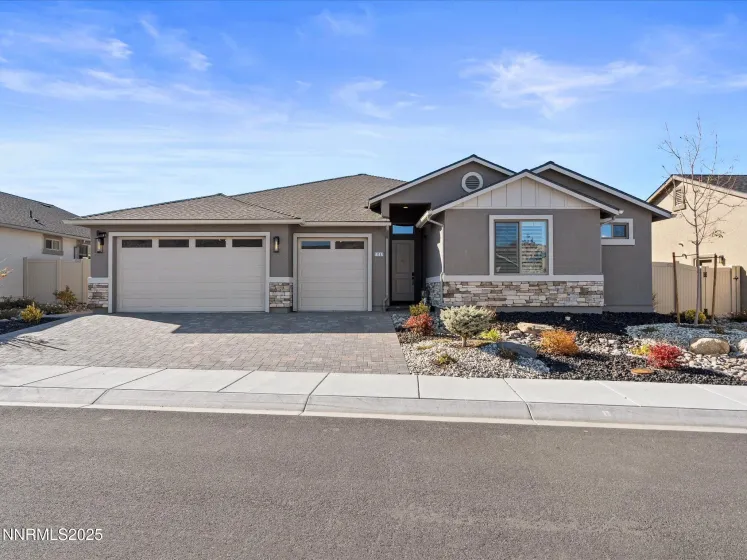 11167 Grazing Cattle, Reno, Nevada 89521, 3 Bedrooms Bedrooms, ,4 BathroomsBathrooms,Residential,Residential,Grazing Cattle,260003084