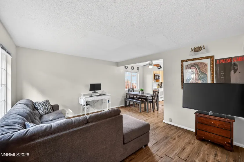 435 Pine Meadows, Sparks, Nevada 89431, 3 Bedrooms Bedrooms, ,2 BathroomsBathrooms,Residential,Residential,Pine Meadows,260003086