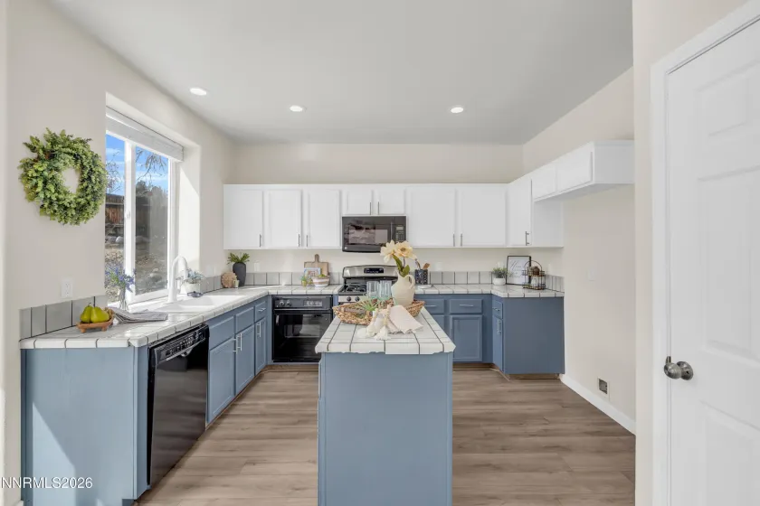 5420 Brittania, Reno, Nevada 89523, 6 Bedrooms Bedrooms, ,4 BathroomsBathrooms,Residential,Residential,Brittania,250058285