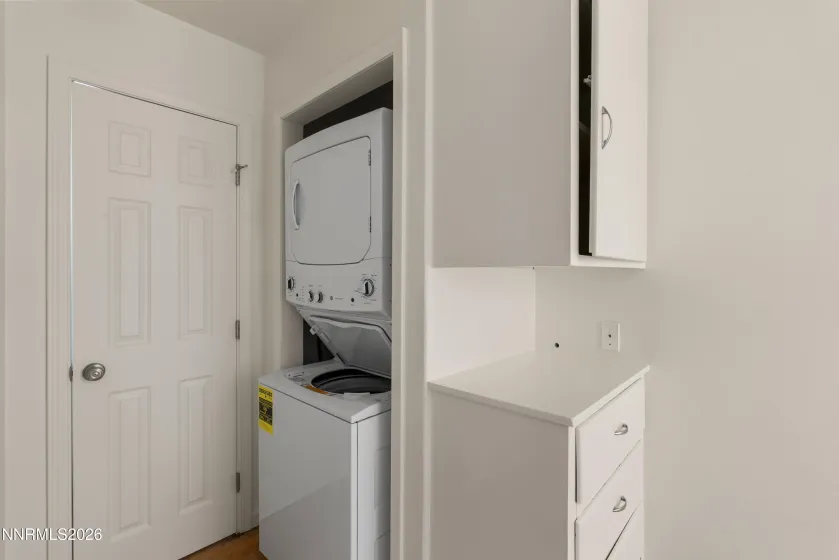 1060 Whitaker, Reno, Nevada 89503, 3 Bedrooms Bedrooms, ,2 BathroomsBathrooms,Residential,Residential,Whitaker,260003121