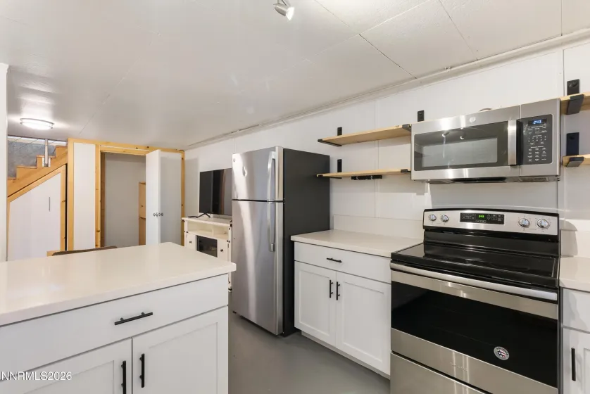 1060 Whitaker, Reno, Nevada 89503, 3 Bedrooms Bedrooms, ,2 BathroomsBathrooms,Residential,Residential,Whitaker,260003121