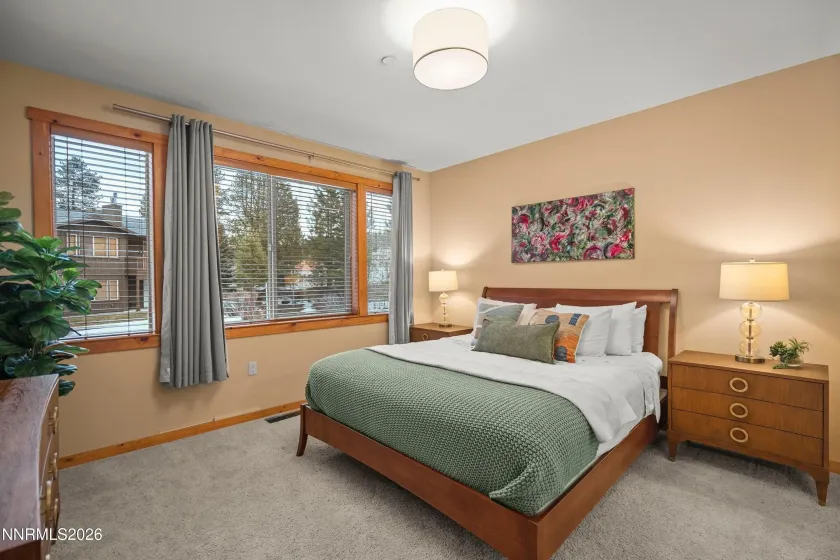 11420 Dolomite, Truckee, California 96161, 2 Bedrooms Bedrooms, ,2 BathroomsBathrooms,Residential,Residential,Dolomite,260003090