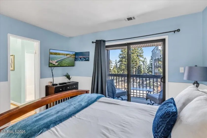 759 Boulder Ct, Stateline, Nevada 89449, 2 Bedrooms Bedrooms, ,2 BathroomsBathrooms,Residential,Residential,Boulder Ct,250057831