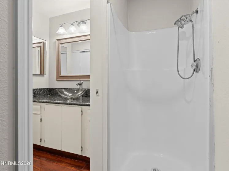 Separate shower room