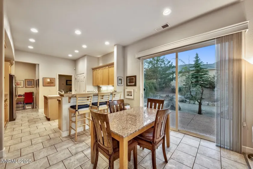 5710 White Sands, Reno, Nevada 89511, 4 Bedrooms Bedrooms, ,3 BathroomsBathrooms,Residential,Residential,White Sands,260003091