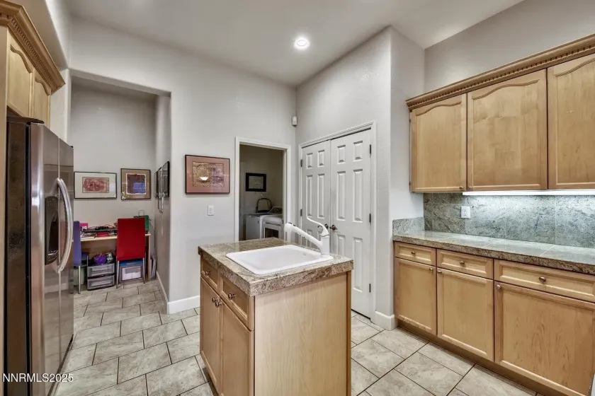 5710 White Sands, Reno, Nevada 89511, 4 Bedrooms Bedrooms, ,3 BathroomsBathrooms,Residential,Residential,White Sands,260003091