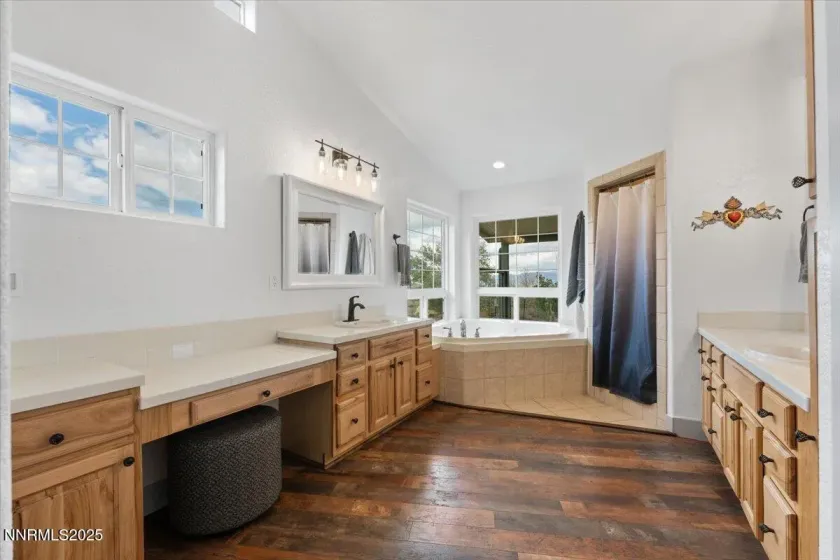 15030 Red Rock, Reno, Nevada 89508, 5 Bedrooms Bedrooms, ,3 BathroomsBathrooms,Residential,Residential,Red Rock,250055879