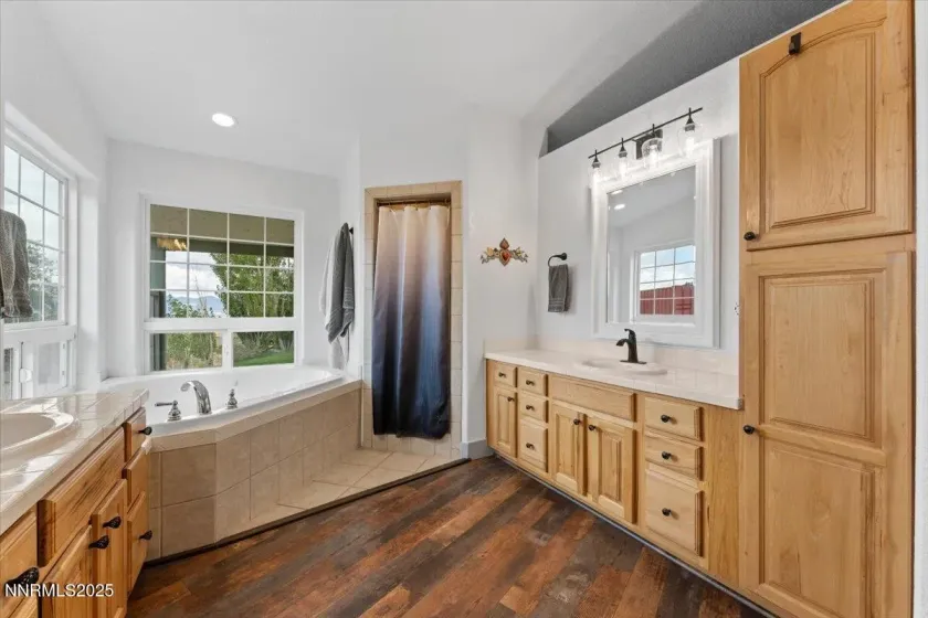 15030 Red Rock, Reno, Nevada 89508, 5 Bedrooms Bedrooms, ,3 BathroomsBathrooms,Residential,Residential,Red Rock,250055879