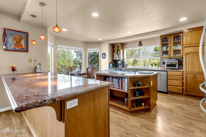 6194 Laurelwood, Reno, Nevada 89519, 3 Bedrooms Bedrooms, ,3 BathroomsBathrooms,Residential,Residential,Laurelwood,260003094