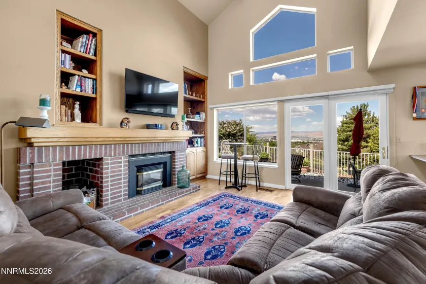 6194 Laurelwood, Reno, Nevada 89519, 3 Bedrooms Bedrooms, ,3 BathroomsBathrooms,Residential,Residential,Laurelwood,260003094