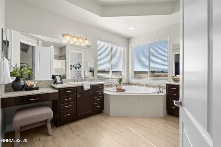 11565 Eagle Peak, Sparks, Nevada 89441, 5 Bedrooms Bedrooms, ,3 BathroomsBathrooms,Residential,Residential,Eagle Peak,260003097