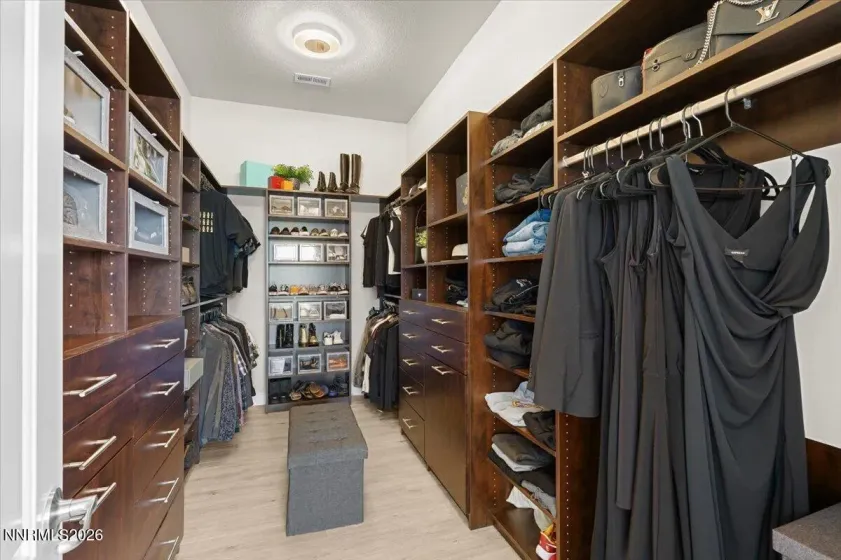 11565 Eagle Peak, Sparks, Nevada 89441, 5 Bedrooms Bedrooms, ,3 BathroomsBathrooms,Residential,Residential,Eagle Peak,260003097