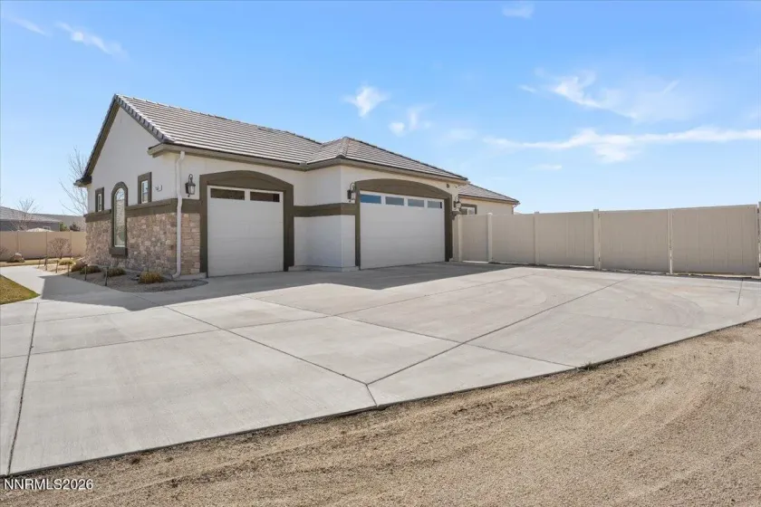 11565 Eagle Peak, Sparks, Nevada 89441, 5 Bedrooms Bedrooms, ,3 BathroomsBathrooms,Residential,Residential,Eagle Peak,260003097