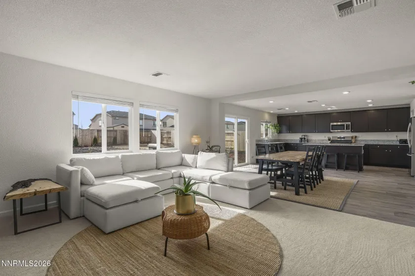 8970 Wolf River, Reno, Nevada 89506, 4 Bedrooms Bedrooms, ,3 BathroomsBathrooms,Residential,Residential,Wolf River,260003099